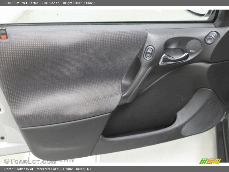 Door Panel of 2002 L Series L200 Sedan