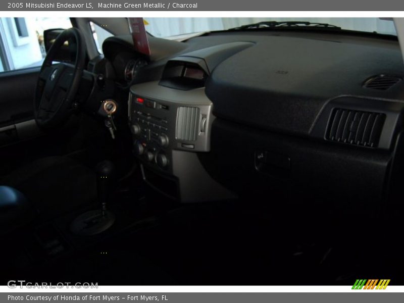 Machine Green Metallic / Charcoal 2005 Mitsubishi Endeavor LS