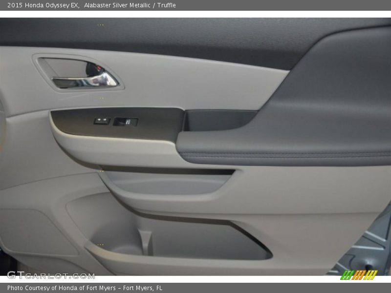 Alabaster Silver Metallic / Truffle 2015 Honda Odyssey EX