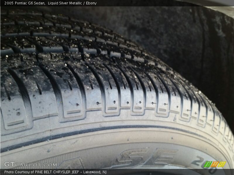 Liquid Silver Metallic / Ebony 2005 Pontiac G6 Sedan