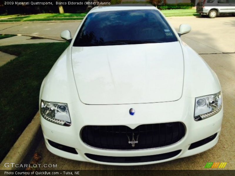 Bianco Eldorado (White) / Avorio 2009 Maserati Quattroporte