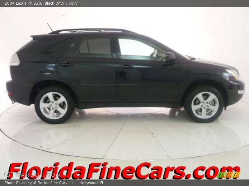 Black Onyx / Ivory 2004 Lexus RX 330
