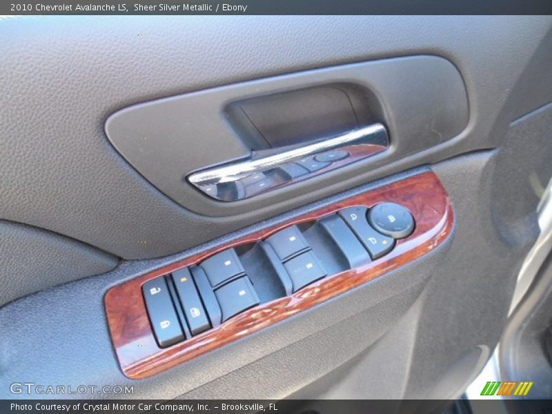 Sheer Silver Metallic / Ebony 2010 Chevrolet Avalanche LS