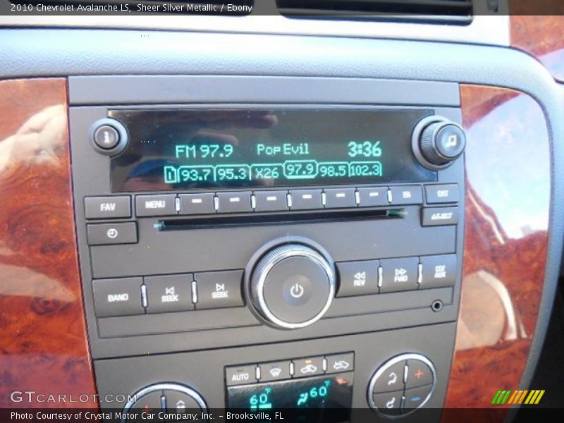 Sheer Silver Metallic / Ebony 2010 Chevrolet Avalanche LS