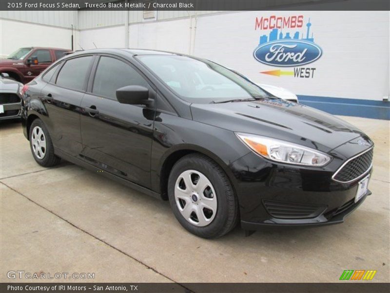 Tuxedo Black Metallic / Charcoal Black 2015 Ford Focus S Sedan