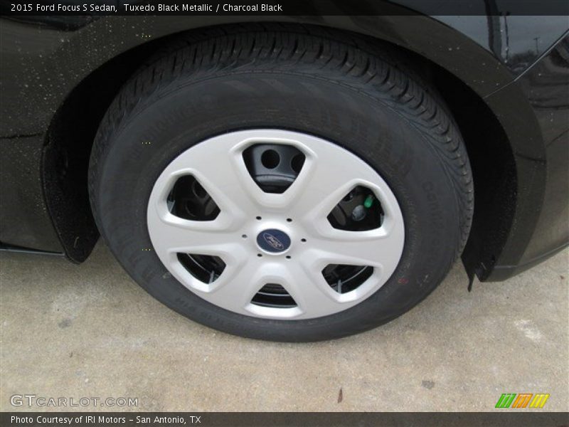 Tuxedo Black Metallic / Charcoal Black 2015 Ford Focus S Sedan
