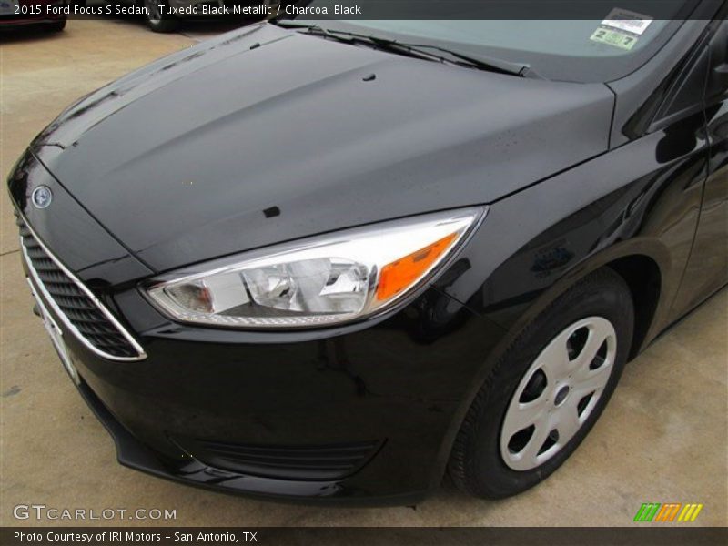 Tuxedo Black Metallic / Charcoal Black 2015 Ford Focus S Sedan