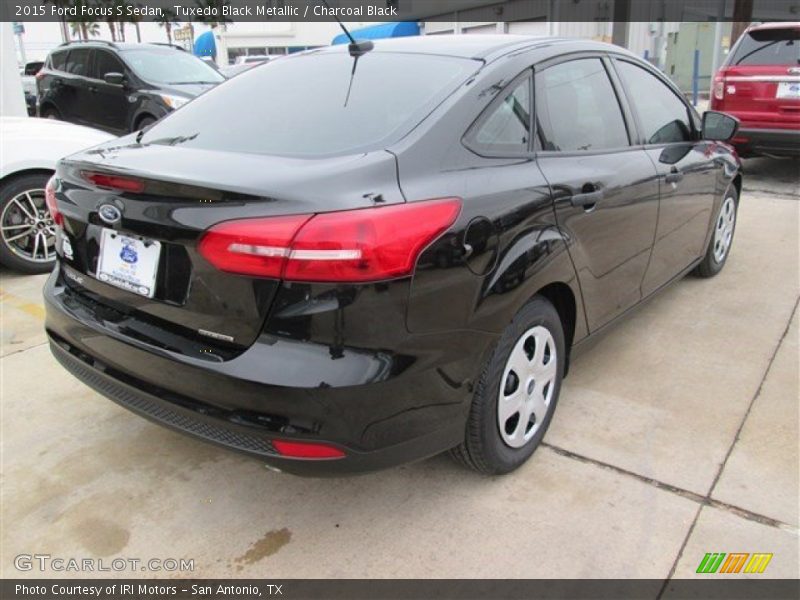 Tuxedo Black Metallic / Charcoal Black 2015 Ford Focus S Sedan