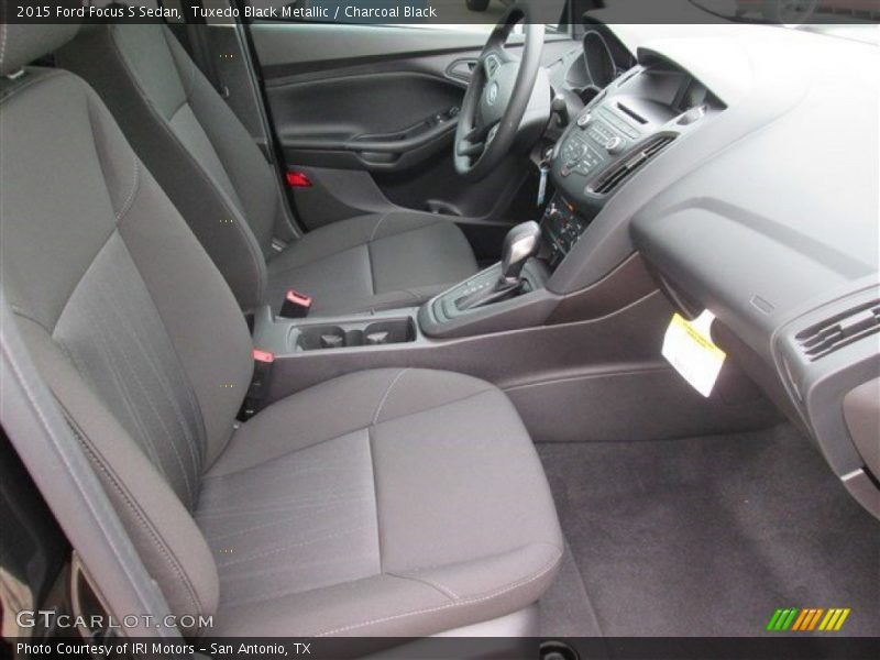 Tuxedo Black Metallic / Charcoal Black 2015 Ford Focus S Sedan