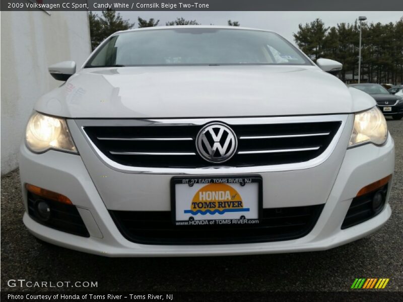 Candy White / Cornsilk Beige Two-Tone 2009 Volkswagen CC Sport