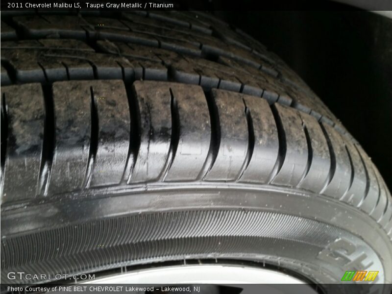 Taupe Gray Metallic / Titanium 2011 Chevrolet Malibu LS