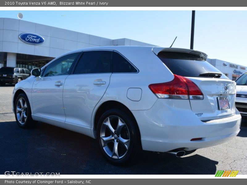 Blizzard White Pearl / Ivory 2010 Toyota Venza V6 AWD
