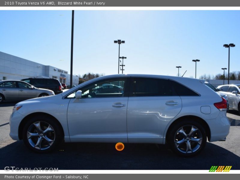 Blizzard White Pearl / Ivory 2010 Toyota Venza V6 AWD