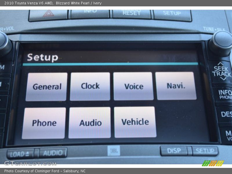 Blizzard White Pearl / Ivory 2010 Toyota Venza V6 AWD