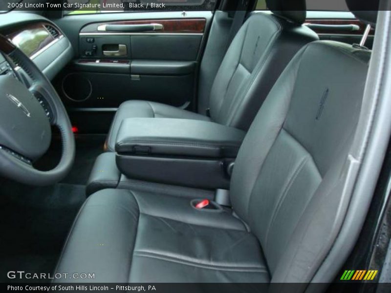 Black / Black 2009 Lincoln Town Car Signature Limited