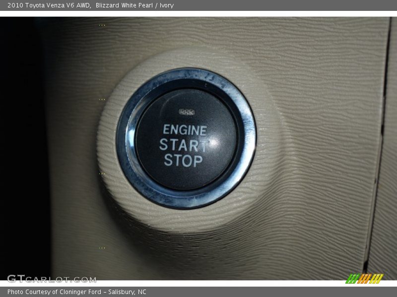 Blizzard White Pearl / Ivory 2010 Toyota Venza V6 AWD