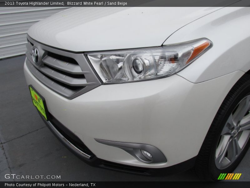 Blizzard White Pearl / Sand Beige 2013 Toyota Highlander Limited