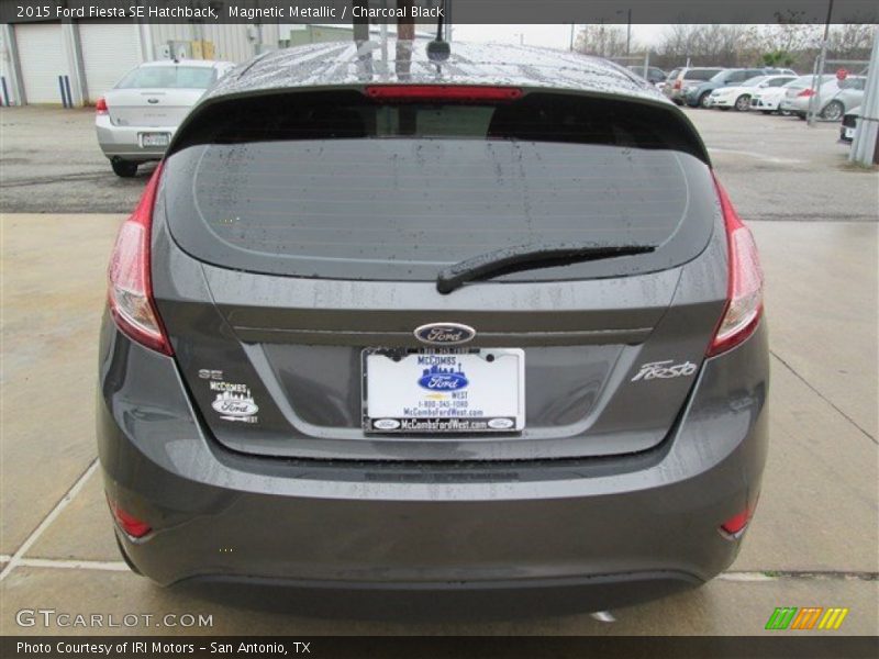 Magnetic Metallic / Charcoal Black 2015 Ford Fiesta SE Hatchback