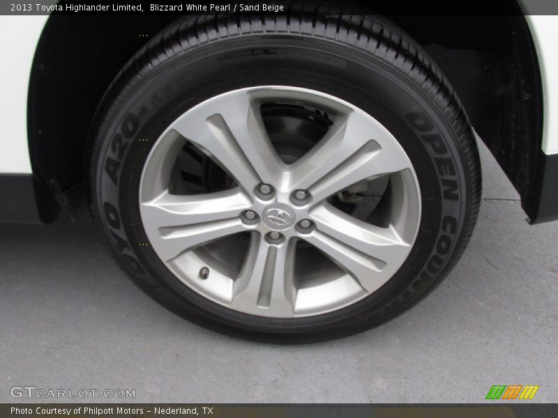 Blizzard White Pearl / Sand Beige 2013 Toyota Highlander Limited