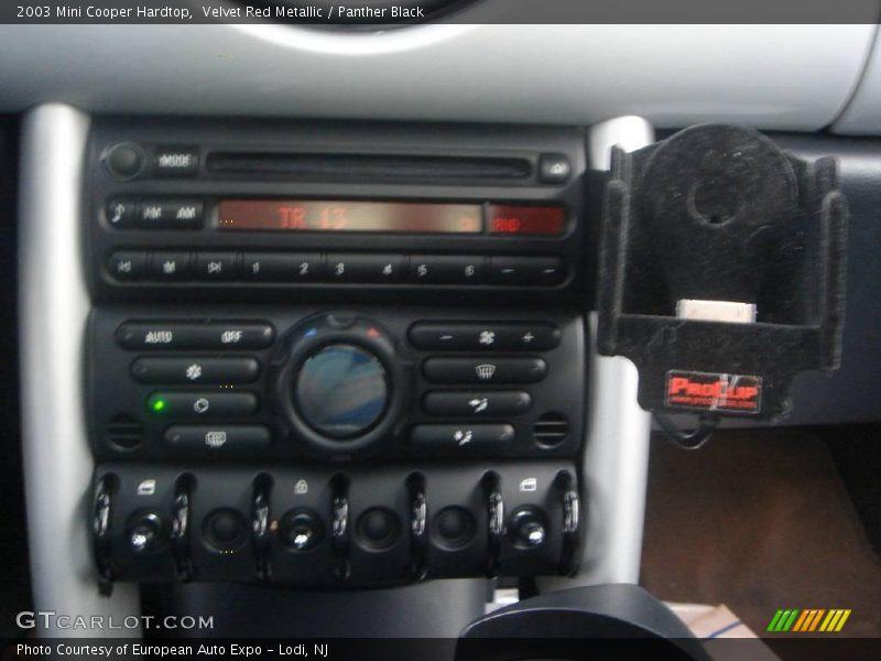 Velvet Red Metallic / Panther Black 2003 Mini Cooper Hardtop
