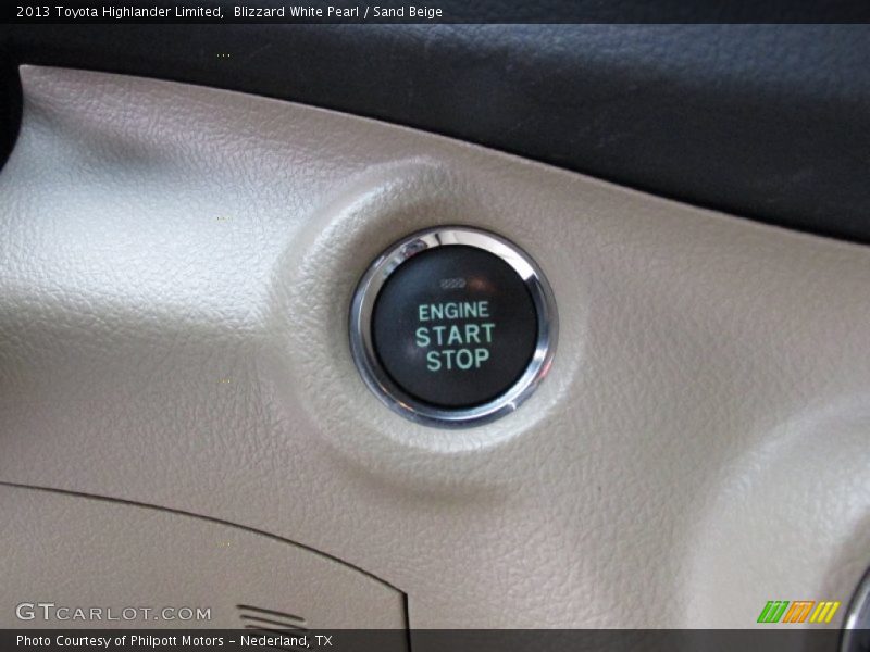 Blizzard White Pearl / Sand Beige 2013 Toyota Highlander Limited