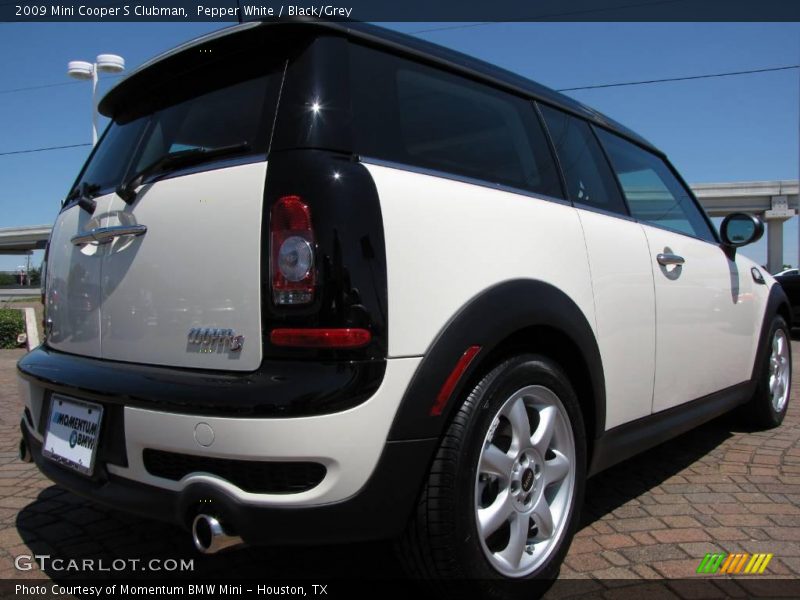 Pepper White / Black/Grey 2009 Mini Cooper S Clubman