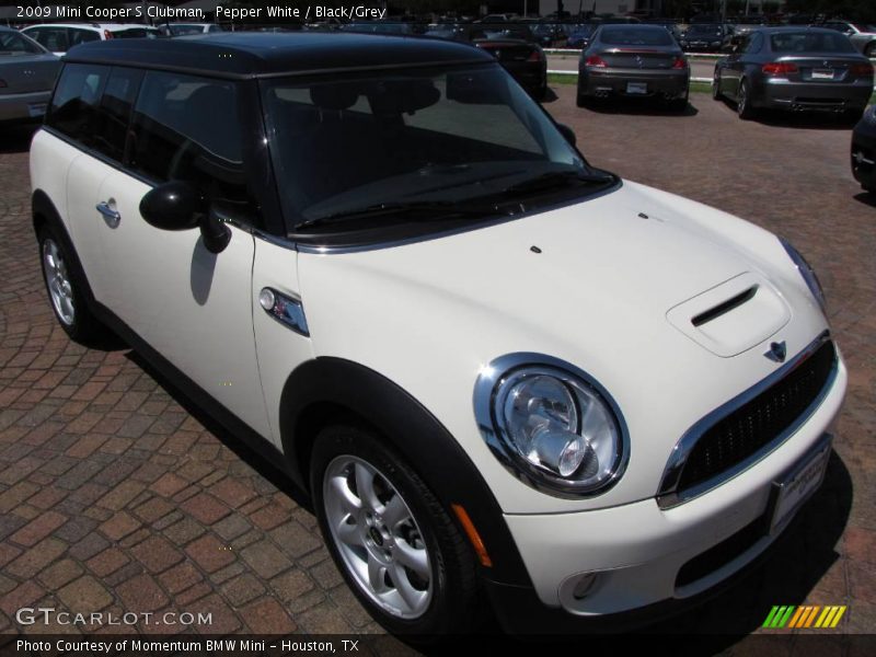 Pepper White / Black/Grey 2009 Mini Cooper S Clubman