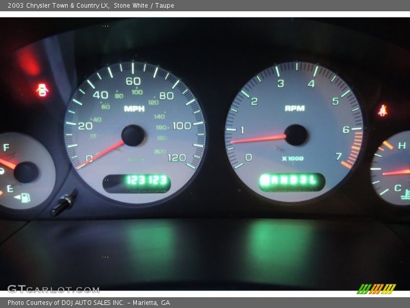Stone White / Taupe 2003 Chrysler Town & Country LX