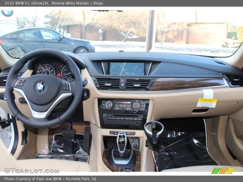 Mineral White Metallic / Beige 2015 BMW X1 xDrive28i