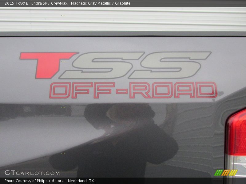 Magnetic Gray Metallic / Graphite 2015 Toyota Tundra SR5 CrewMax