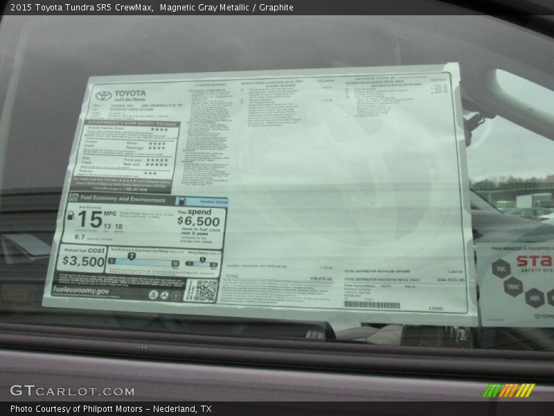 Magnetic Gray Metallic / Graphite 2015 Toyota Tundra SR5 CrewMax
