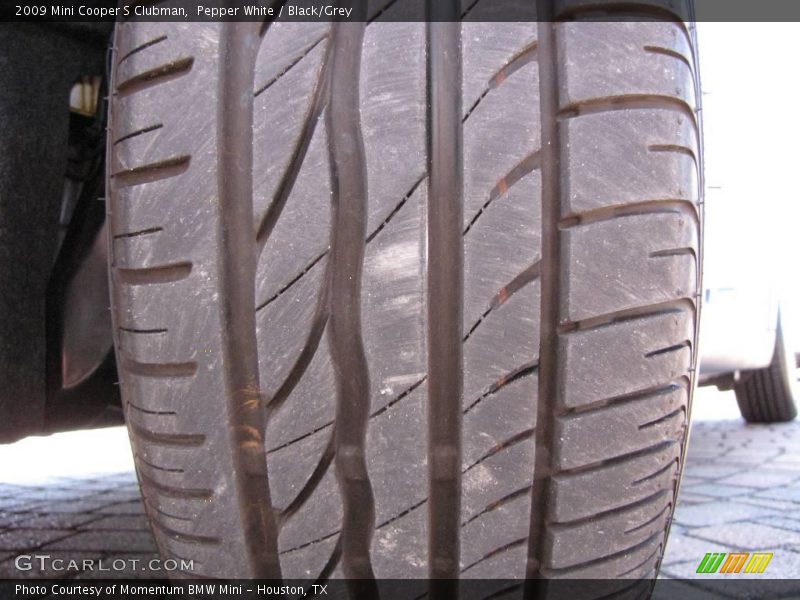 Pepper White / Black/Grey 2009 Mini Cooper S Clubman