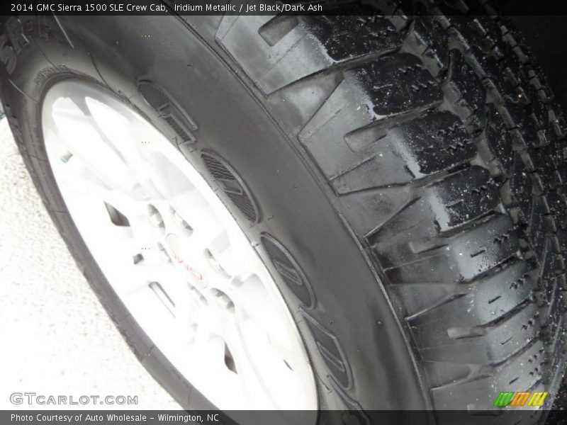 Iridium Metallic / Jet Black/Dark Ash 2014 GMC Sierra 1500 SLE Crew Cab