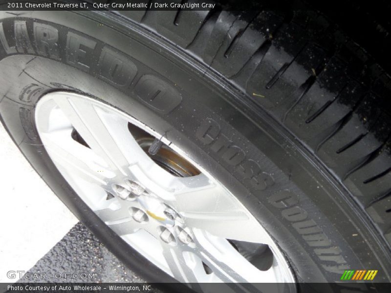 Cyber Gray Metallic / Dark Gray/Light Gray 2011 Chevrolet Traverse LT