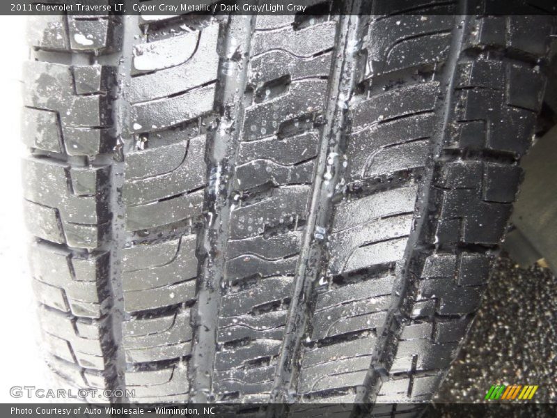 Cyber Gray Metallic / Dark Gray/Light Gray 2011 Chevrolet Traverse LT