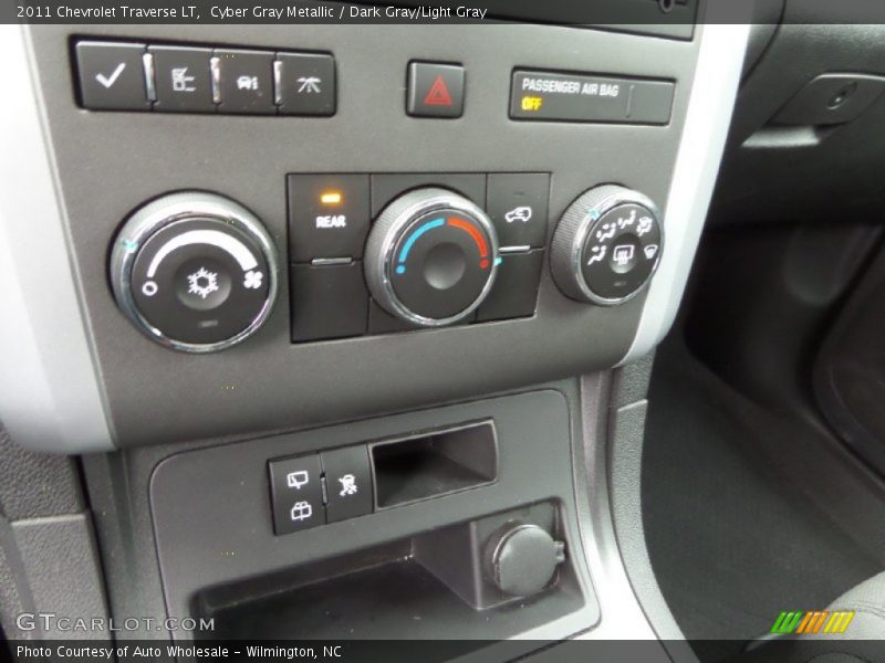 Cyber Gray Metallic / Dark Gray/Light Gray 2011 Chevrolet Traverse LT