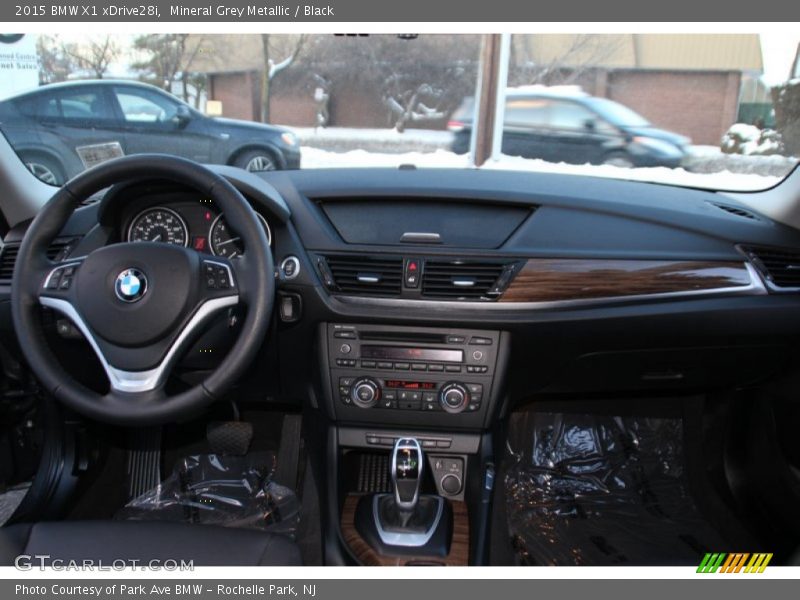Mineral Grey Metallic / Black 2015 BMW X1 xDrive28i