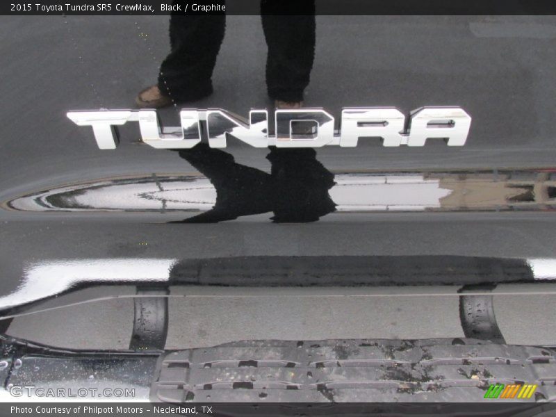 Black / Graphite 2015 Toyota Tundra SR5 CrewMax