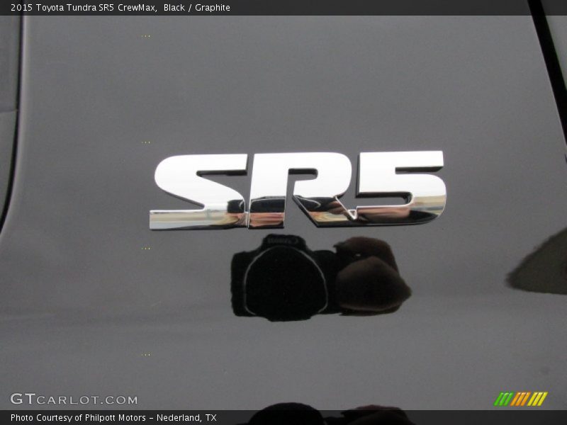 Black / Graphite 2015 Toyota Tundra SR5 CrewMax