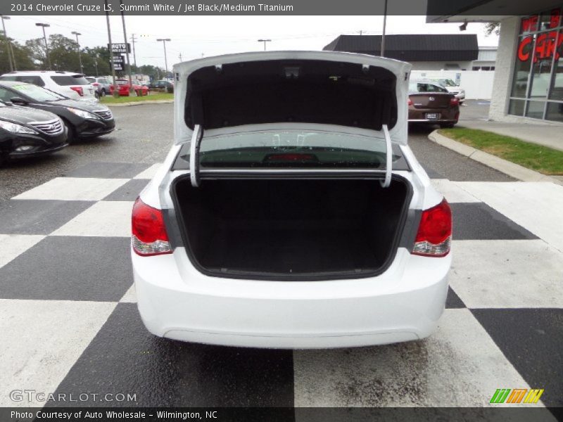 Summit White / Jet Black/Medium Titanium 2014 Chevrolet Cruze LS