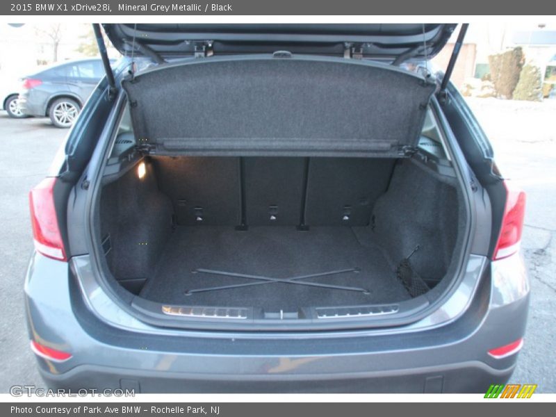 Mineral Grey Metallic / Black 2015 BMW X1 xDrive28i