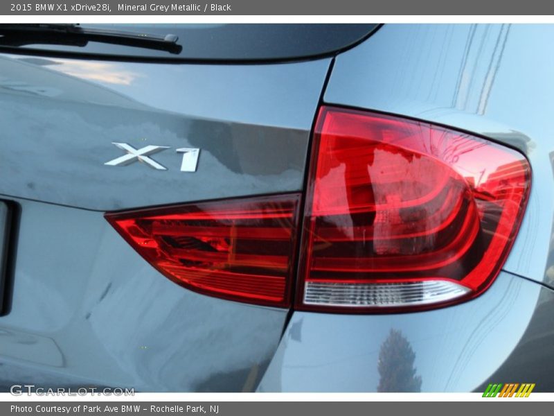 Mineral Grey Metallic / Black 2015 BMW X1 xDrive28i