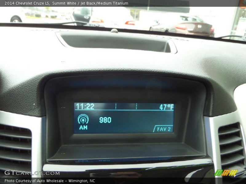 Summit White / Jet Black/Medium Titanium 2014 Chevrolet Cruze LS