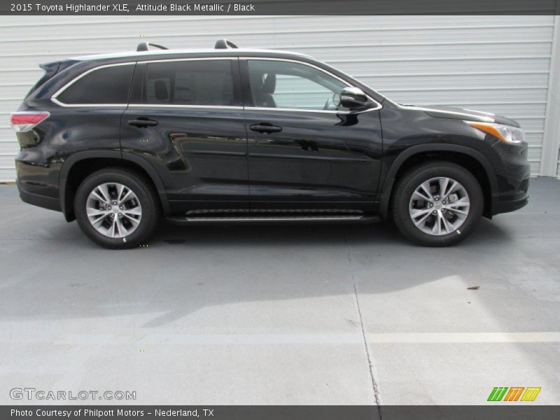 Attitude Black Metallic / Black 2015 Toyota Highlander XLE