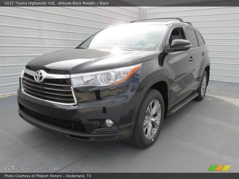 Attitude Black Metallic / Black 2015 Toyota Highlander XLE