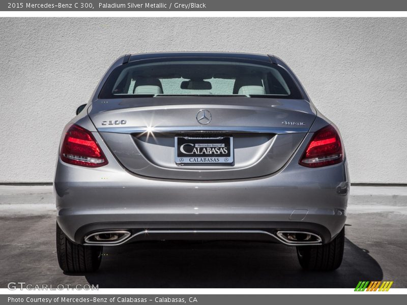 Paladium Silver Metallic / Grey/Black 2015 Mercedes-Benz C 300