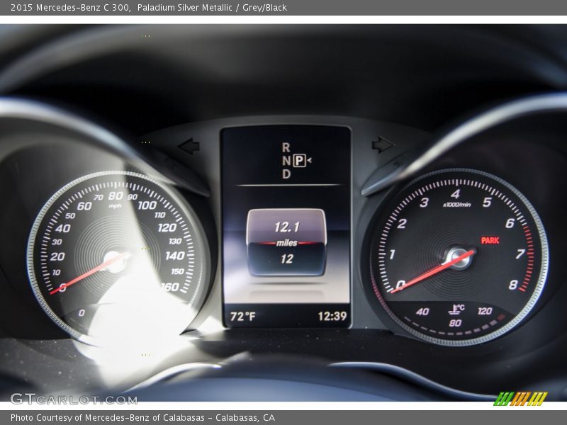 Paladium Silver Metallic / Grey/Black 2015 Mercedes-Benz C 300