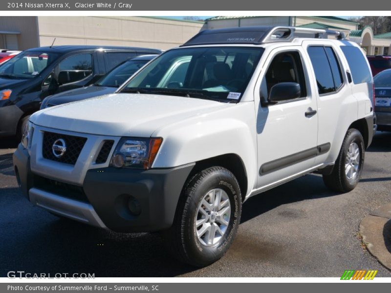 Glacier White / Gray 2014 Nissan Xterra X