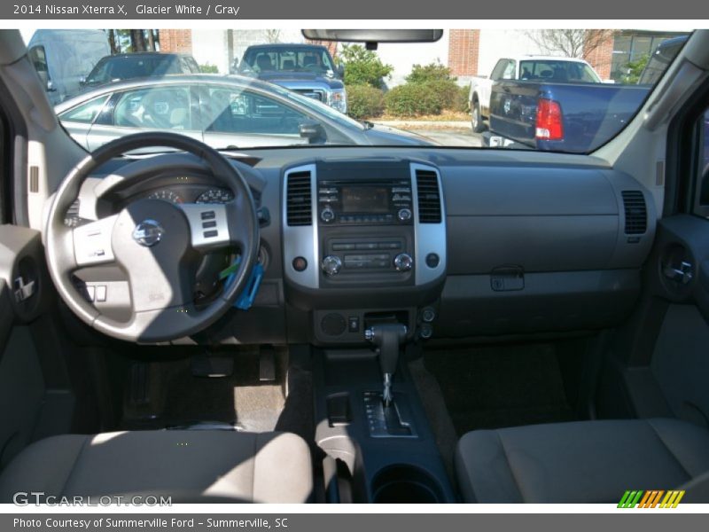 Glacier White / Gray 2014 Nissan Xterra X