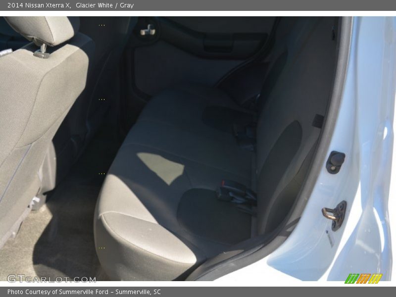 Glacier White / Gray 2014 Nissan Xterra X